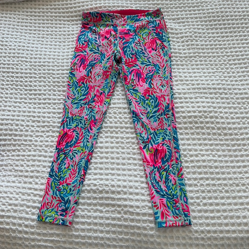 Lilly Pulitzer Luxletic leggings, girls size Large 8-10. Like new, worn once.